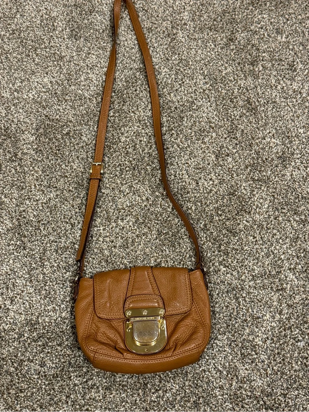 Michael Kors Charlton Brown Leather Crossbody with Gold-Tone Lock (8”x5”) used